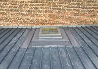 Pose de velux sur toit en zinc Rambouillet DB Créa